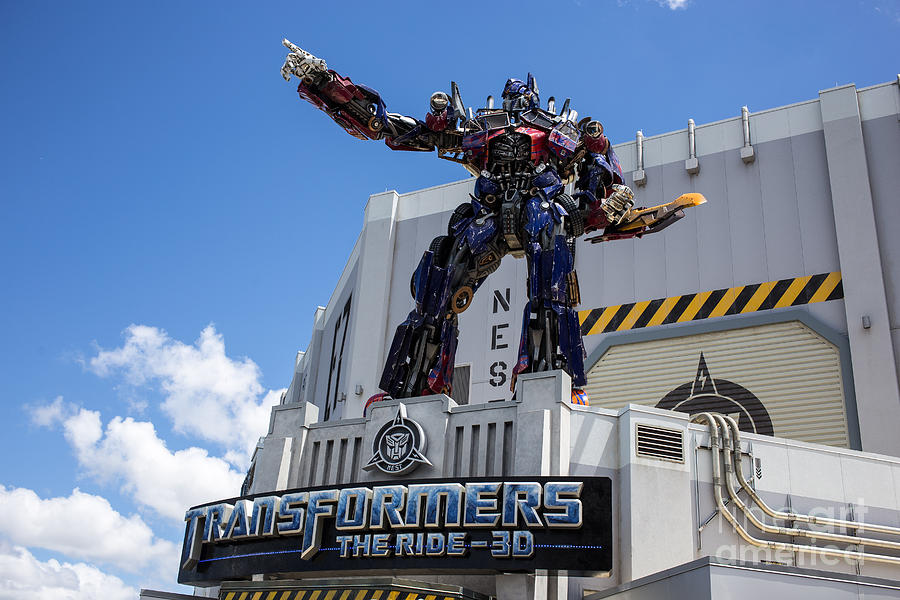 Transformers The Ride 3D Universal Studios Photograph by Edward ...