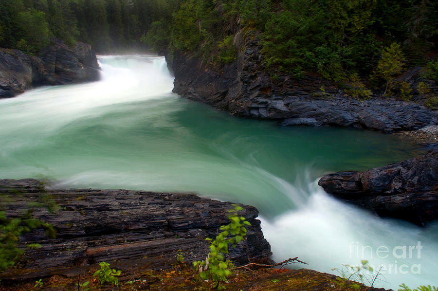 Overlander Falls by Terry Elniski