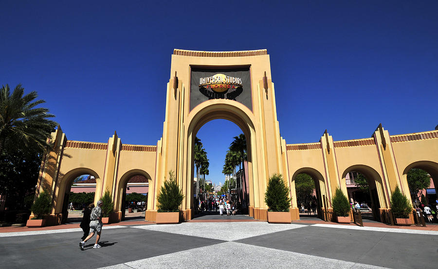 universal-studios-florida-gateway-david-lee-thompson.jpg