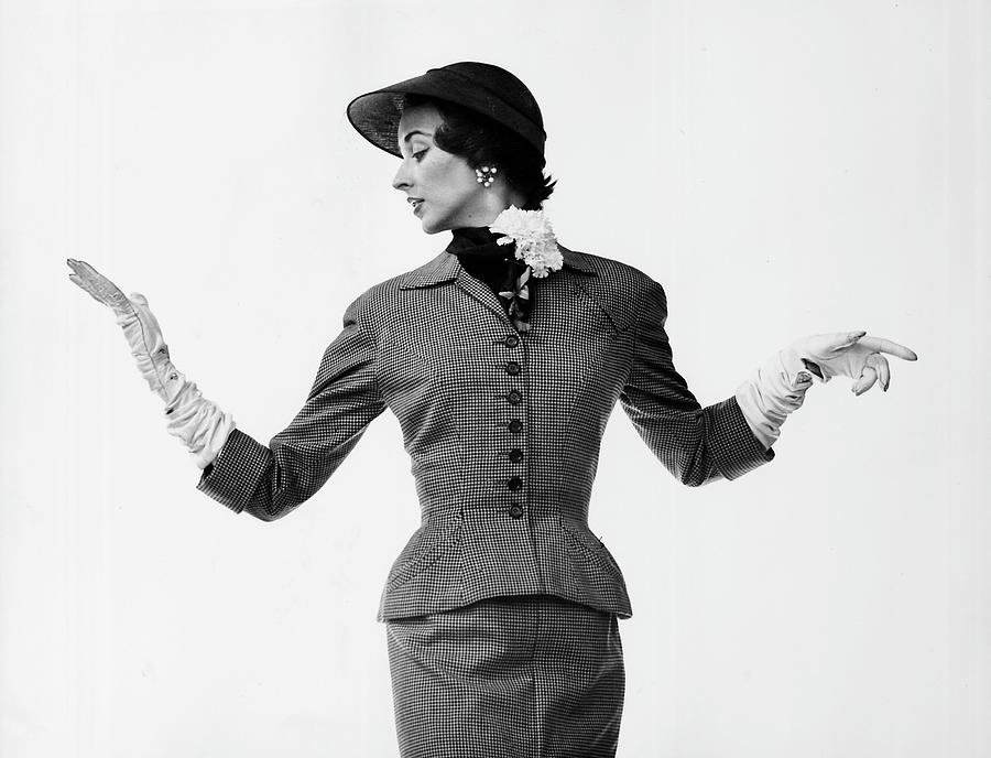 Dorian Leigh Models #7 Photograph by Gjon Mili - Pixels