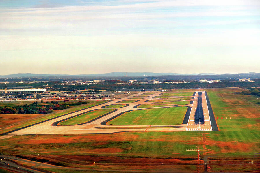 FINAL APPROACH, Dulles Runway 1R by Douglas Taylor