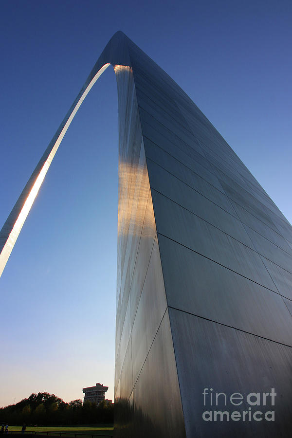 Gateway Arch St. Louis 6582 by Jack Schultz
