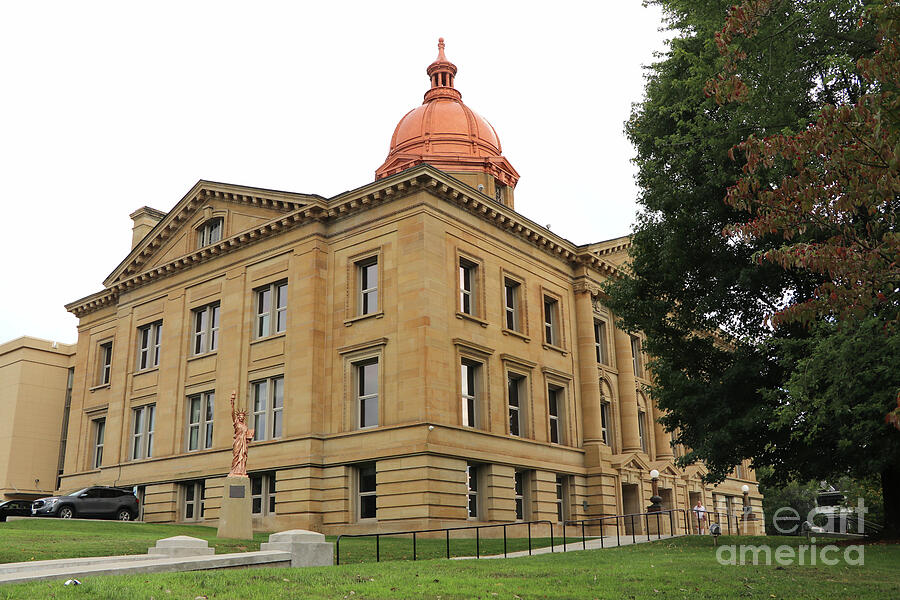 Lawrence County Courthouse-Ironton Ohio 0931 by Jack Schultz
