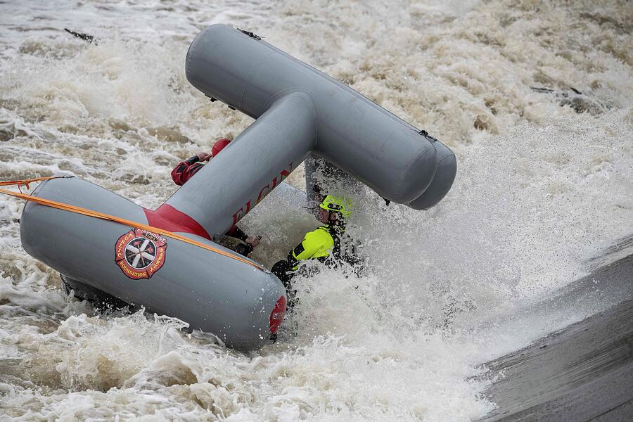 Rescue Team Navigates Raging Rapids Photograph by David BEARDEN - Pixels